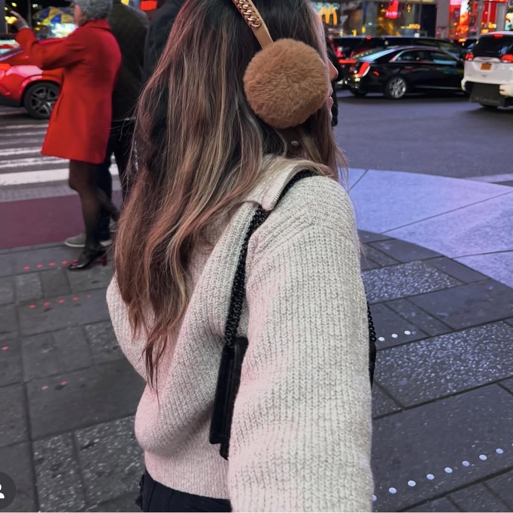 H&M Cozy Cream Sweater